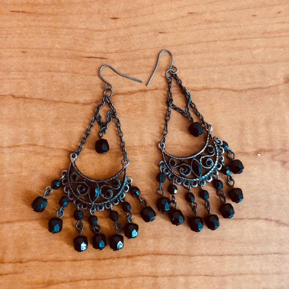 Vintage-looking Black Long Earrings